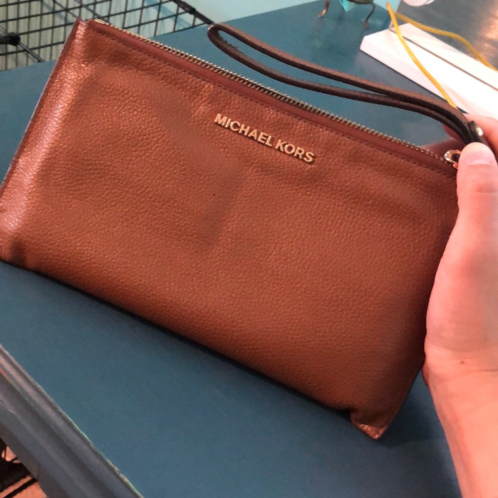 Michael Kors Wristlet